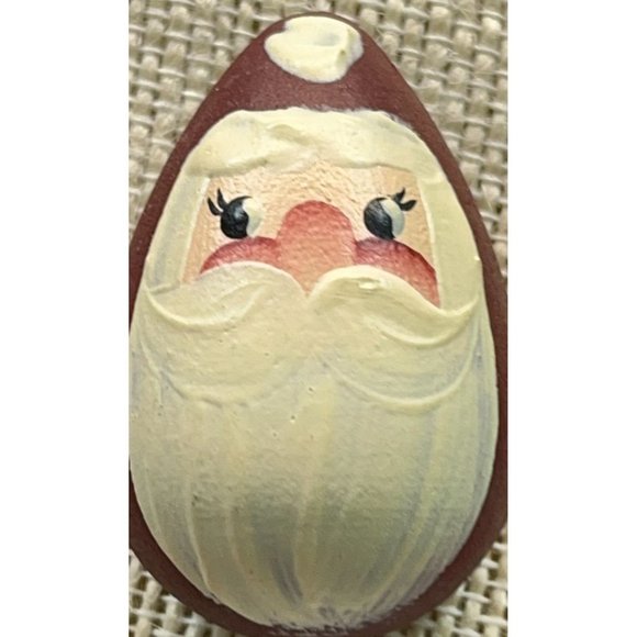 Vintage Christmas Egg Shaped Santa Face Brooch Pin Hand Painted Wood Santa Head - Picture 4 of 6